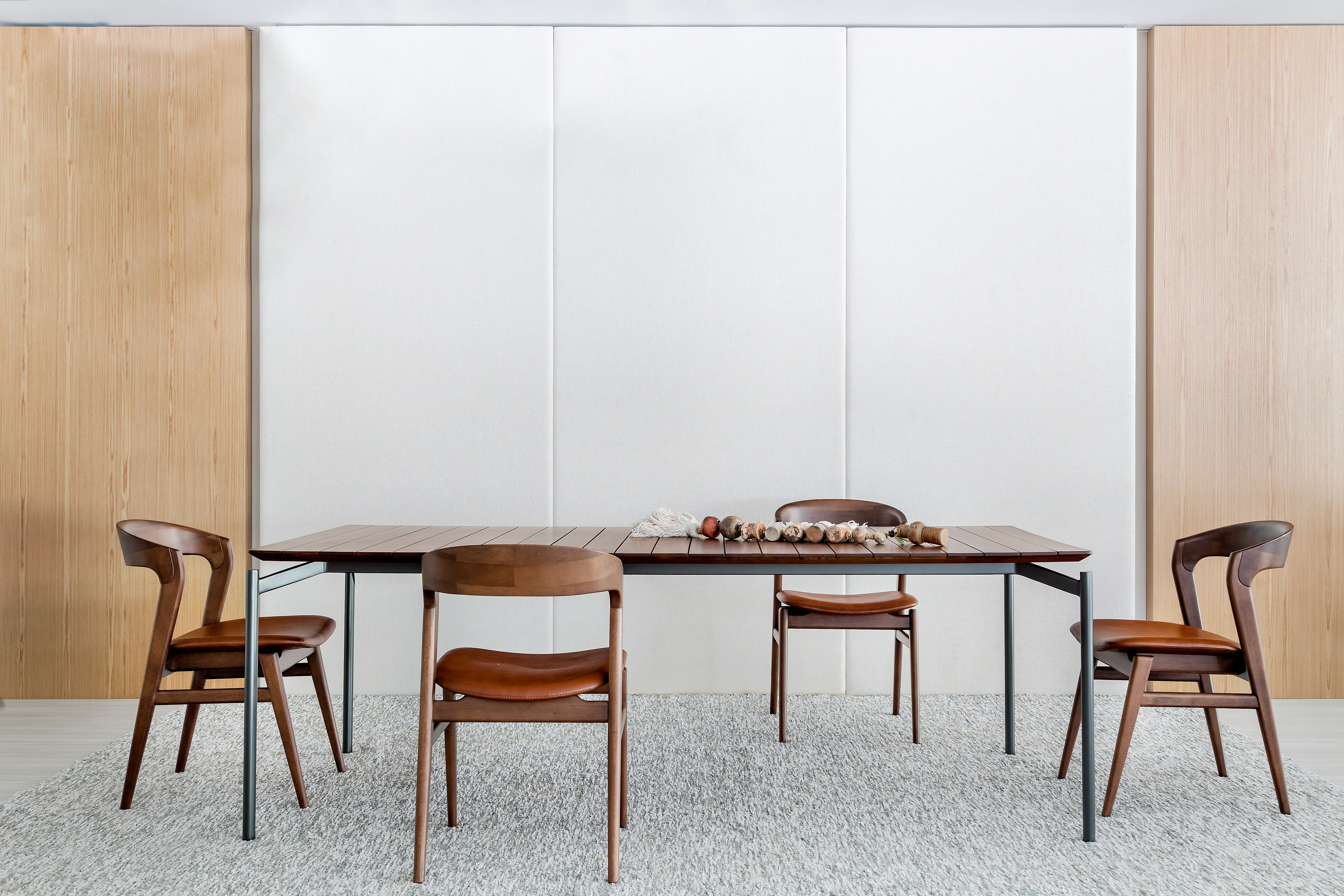 Mesa de Jantar Poly 